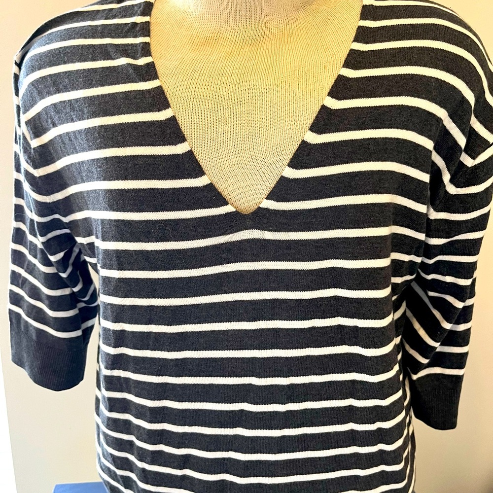 Banana Republic Factory Forever Sweater - Size XL Charcoal & White Stripe